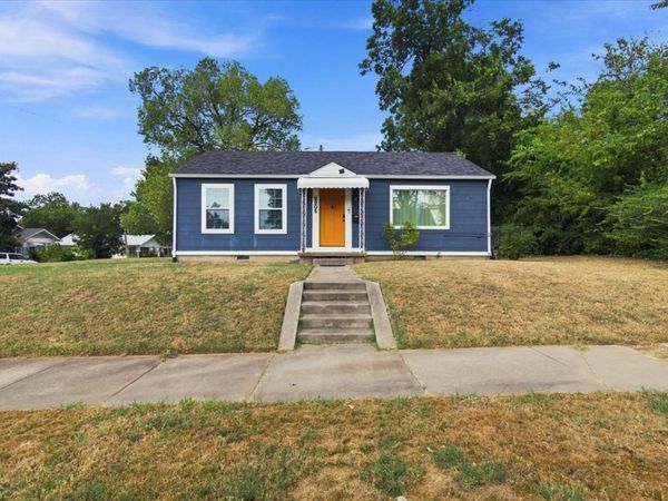 2205 E 5th Place , Tulsa, OK 74104
