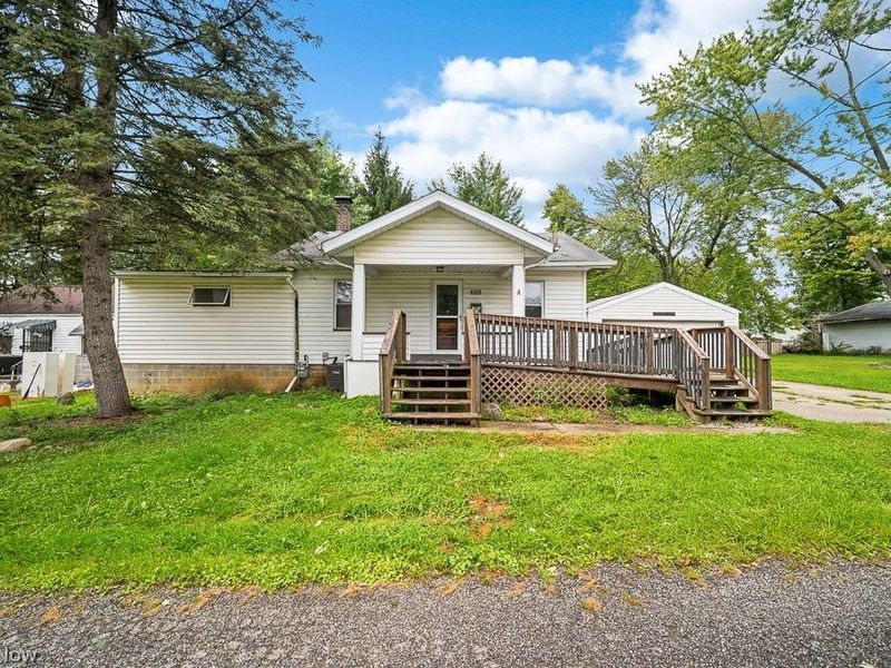 669 Scott Place NW, Massillon, OH 44647 Photo 1