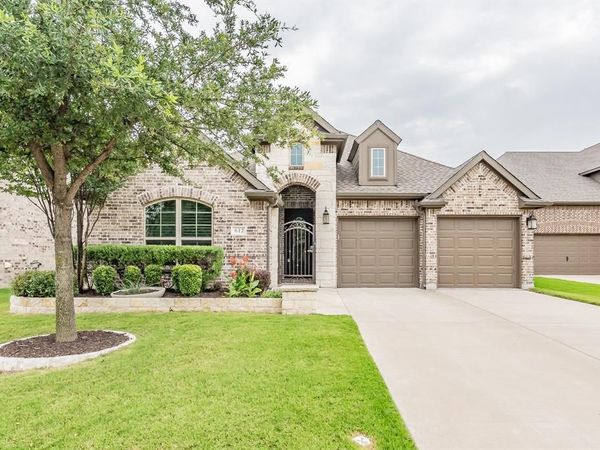 612 Rawlins Lane, Fort Worth, TX 76131