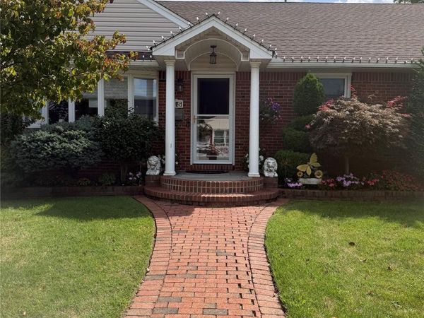 145 Dimond Avenue , East Meadow, NY 11554