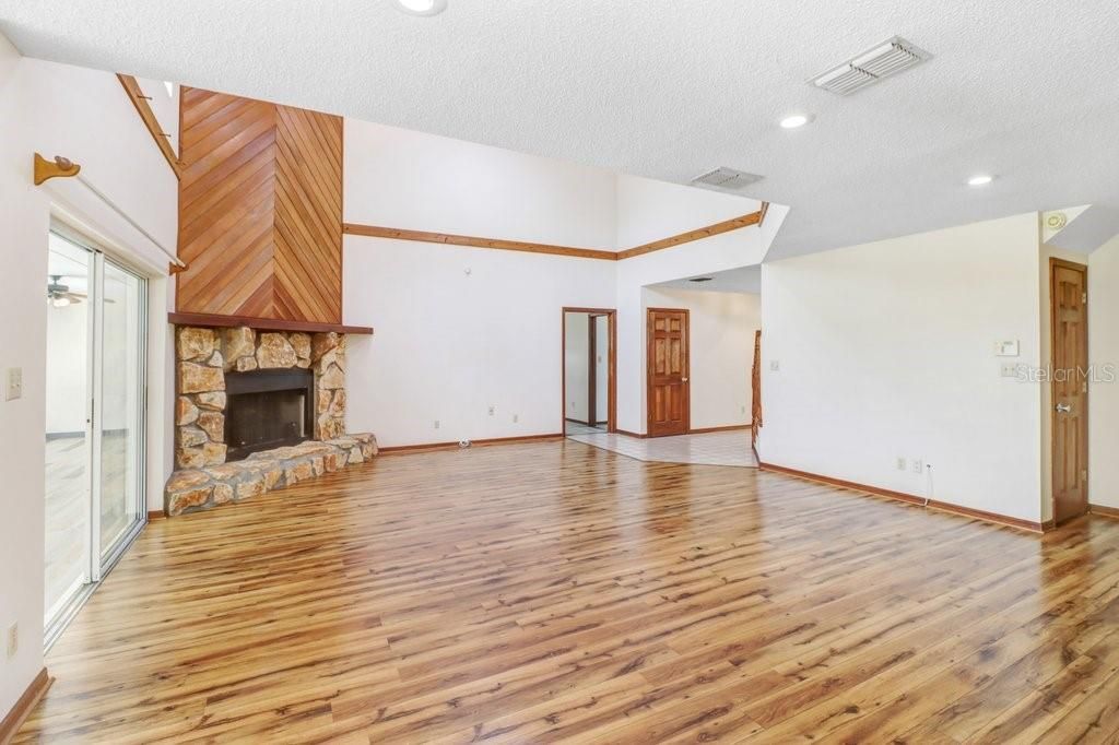 13108 Lilita Avenue, Dover, FL 33527 Photo