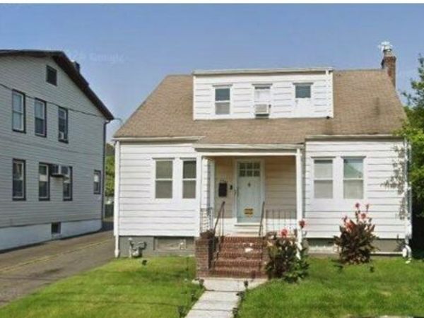 2561 Doris Ave, Union, NJ 07083