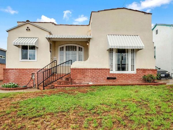 377 Clela Avenue, Los Angeles, CA 90022