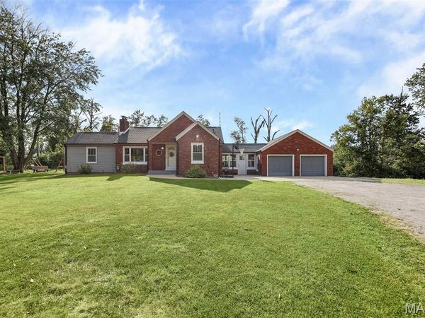 1501 Woods Lane , Centralia, IL 62801