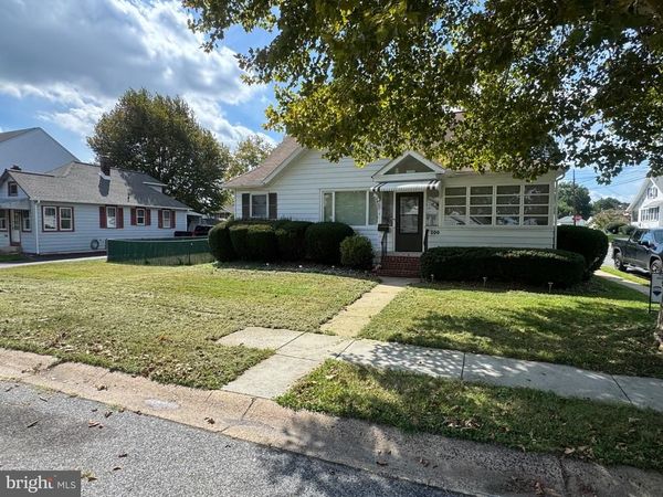 100 SILVIEW AVENUE, WILMINGTON, DE 19804