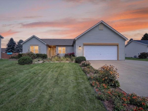 4405 Saratoga Drive, Janesville, WI 53546