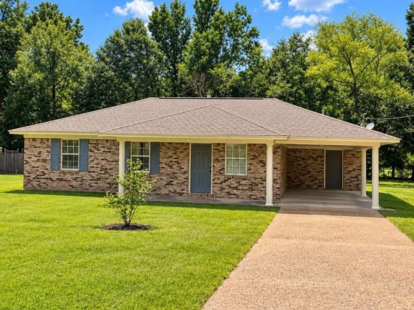 314 Barbara Avenue, Magee, MS 39111