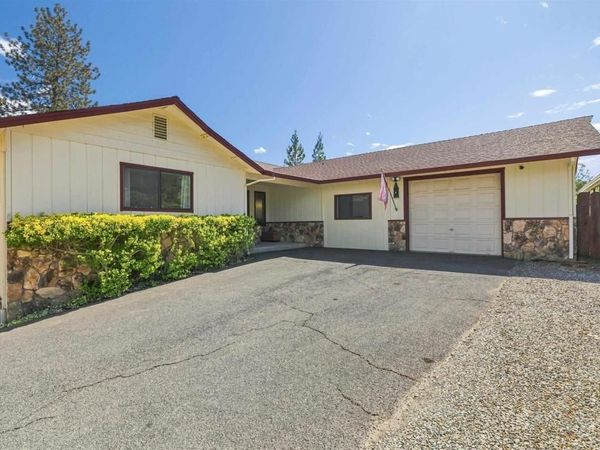 1240 Suzanne Dr, Angels Camp, CA 95222