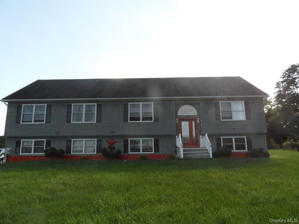 26 Winters Lane, Middletown, NY 10940