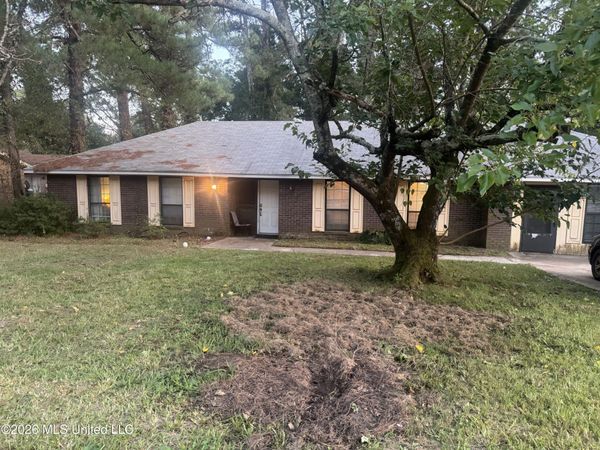 1309 Canterbury , Jackson, MS 39212