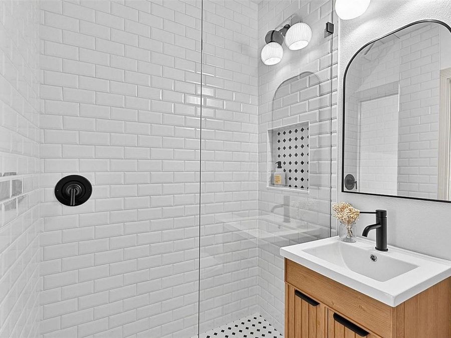 Property Image 82