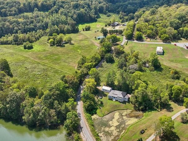 1278 Brooks Bend Lane, Gainesboro, TN 38562