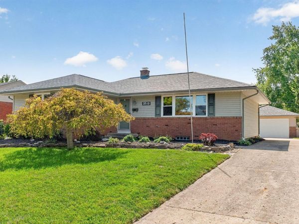 2715 Glendale Road, Grove City, OH 43123