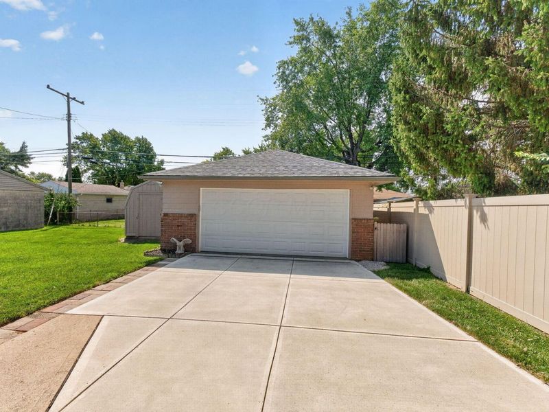 2715 Glendale Road, Grove City, OH 43123 Photo 8
