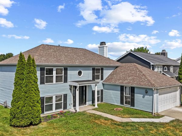 1564 Chase Boulevard , Greenwood, IN 46142