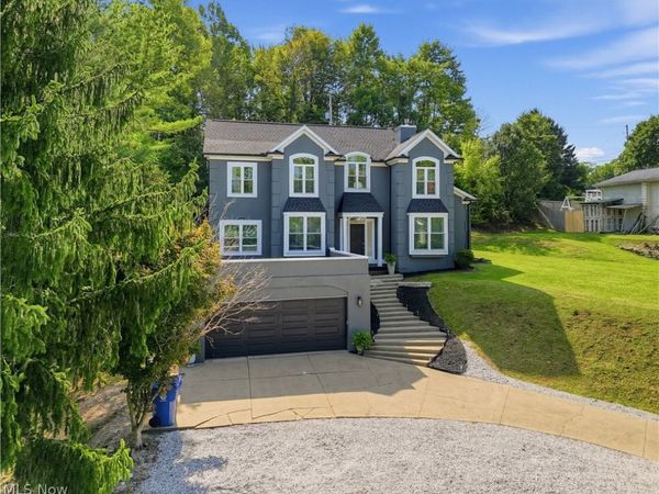 6 Hillcrest Drive , Cambridge, OH 43725