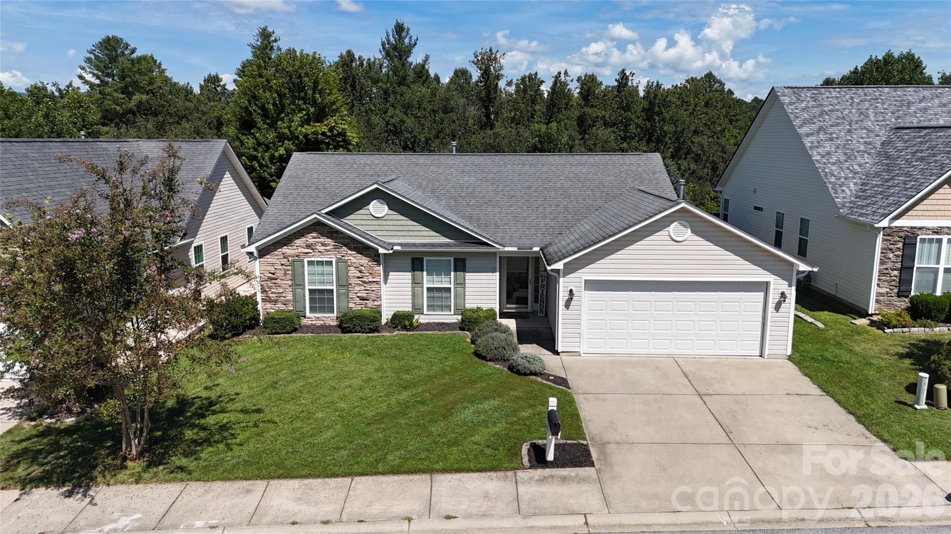 105 Creekwalk Lane, Hendersonville, NC 28792 Main Photo