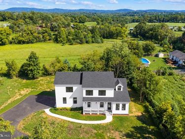 45 S LOUDOUN STREET, Unit A-1, LOVETTSVILLE, VA 20180