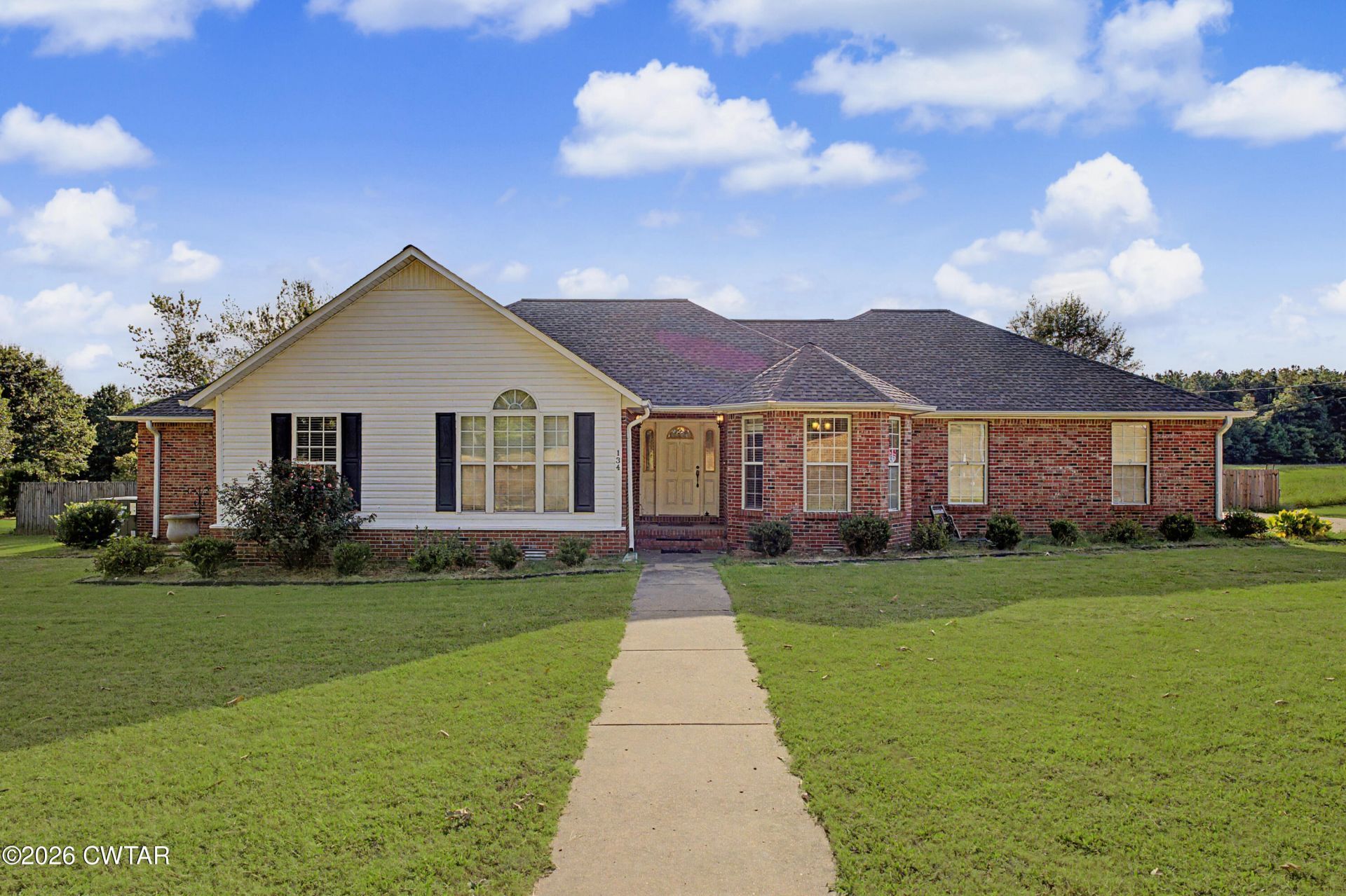 134 Country Lane, Brownsville, TN 38012 Main Photo