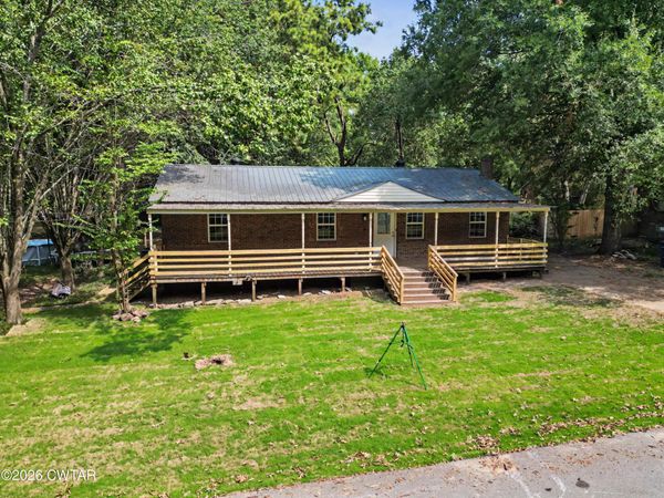 216 Best Street , Bells, TN 38006