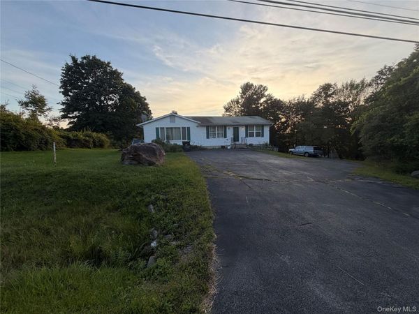 1413 Goshen Turnpike , Middletown, NY 10941