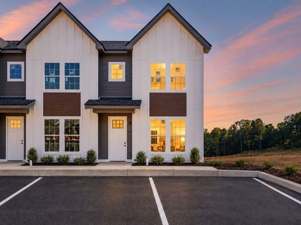 2255 McCormick Ln, Unit 107, Clarksville, TN 37040