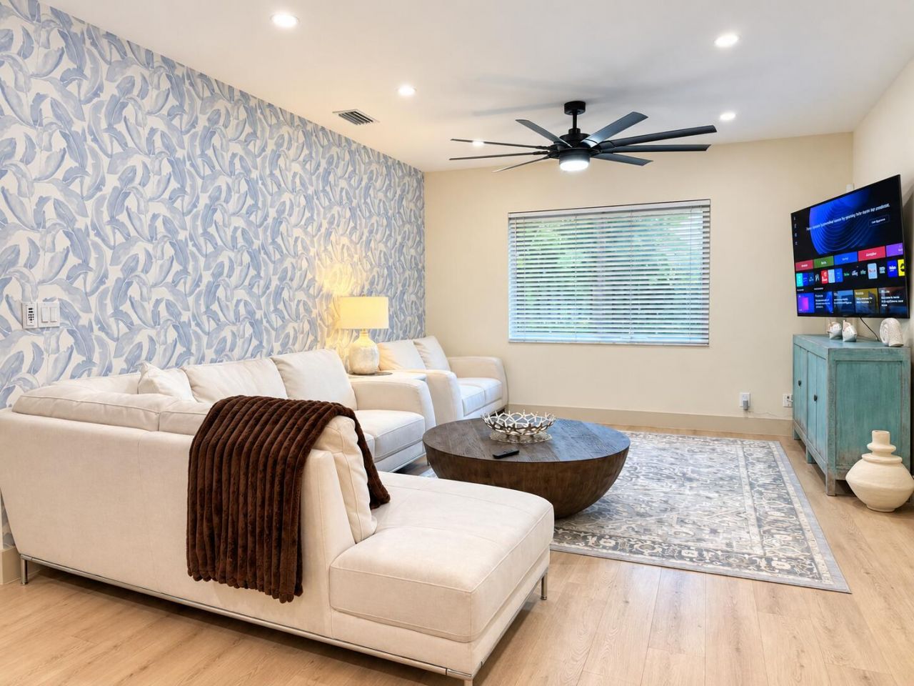 3904 Lowson Boulevard, Delray Beach, FL 33445 Photo