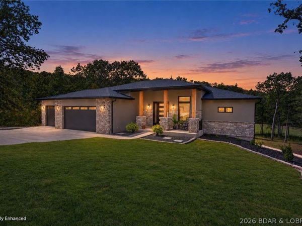 106 West Crossfox Trail, Camdenton, MO 65020