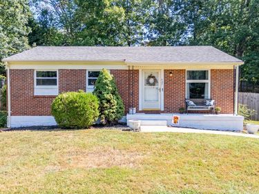 427 Woodland Circle, Lynchburg, VA 24502