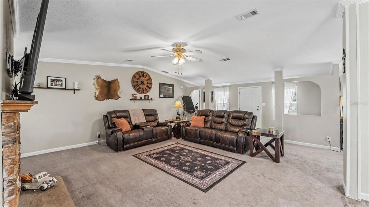 332 Cesara Drive, Mulberry, FL 33860 Photo