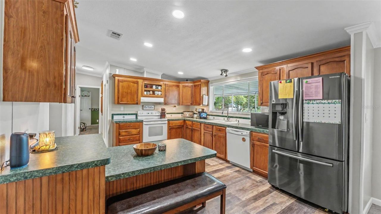 332 Cesara Drive, Mulberry, FL 33860 Photo