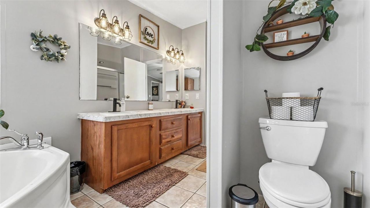 332 Cesara Drive, Mulberry, FL 33860 Photo