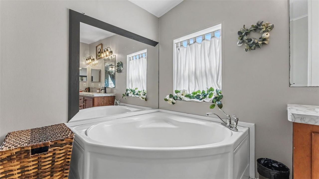 332 Cesara Drive, Mulberry, FL 33860 Photo