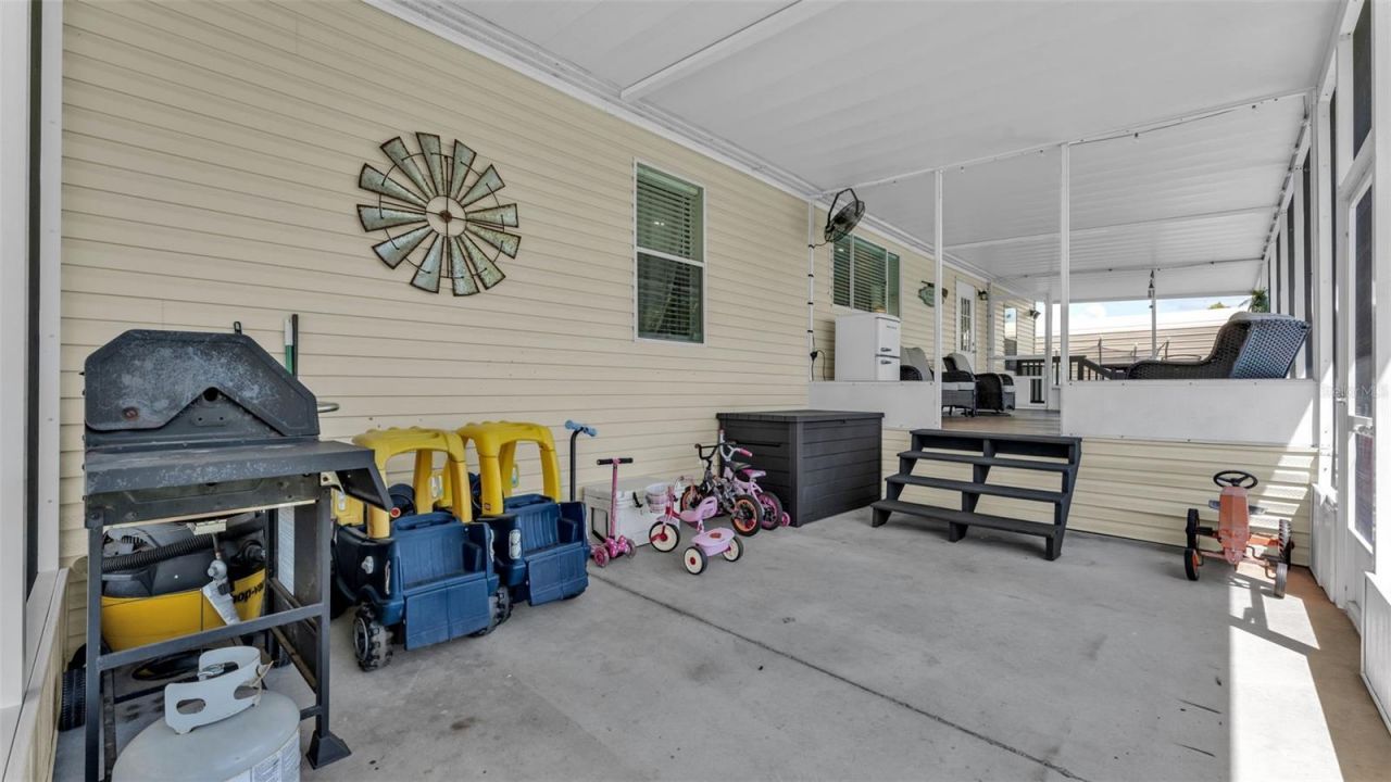 332 Cesara Drive, Mulberry, FL 33860 Photo
