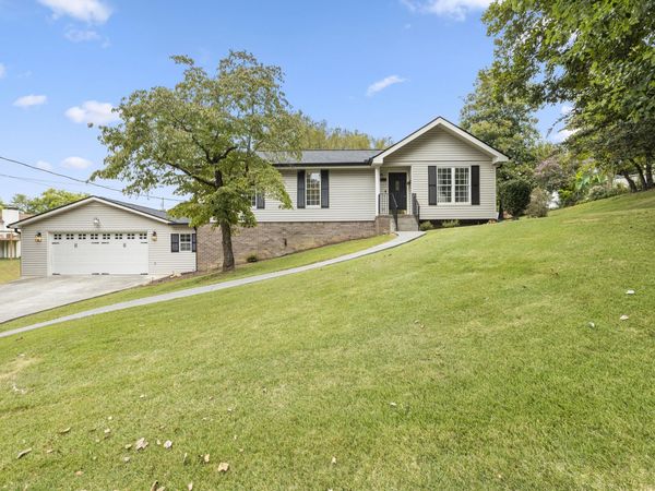 11 E Larry Circle, Ringgold, GA 30736