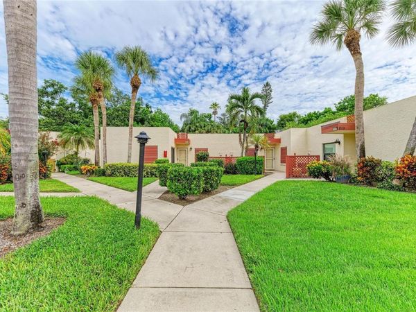 813 SPRING LAKES BOULEVARD , BRADENTON, FL 34210