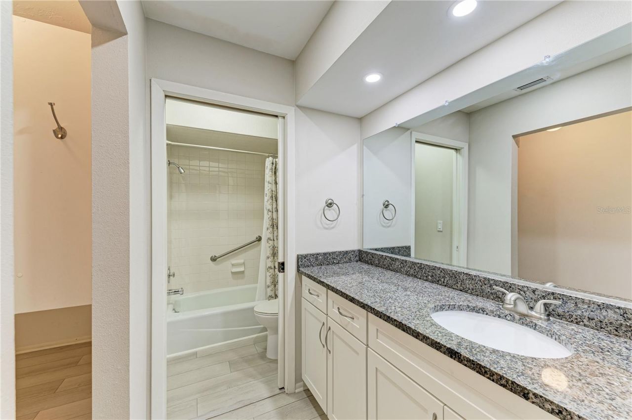 813 Spring Lakes Boulevard, Bradenton, FL 34210 Photo