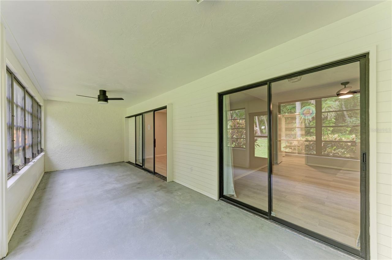 813 Spring Lakes Boulevard, Bradenton, FL 34210 Photo