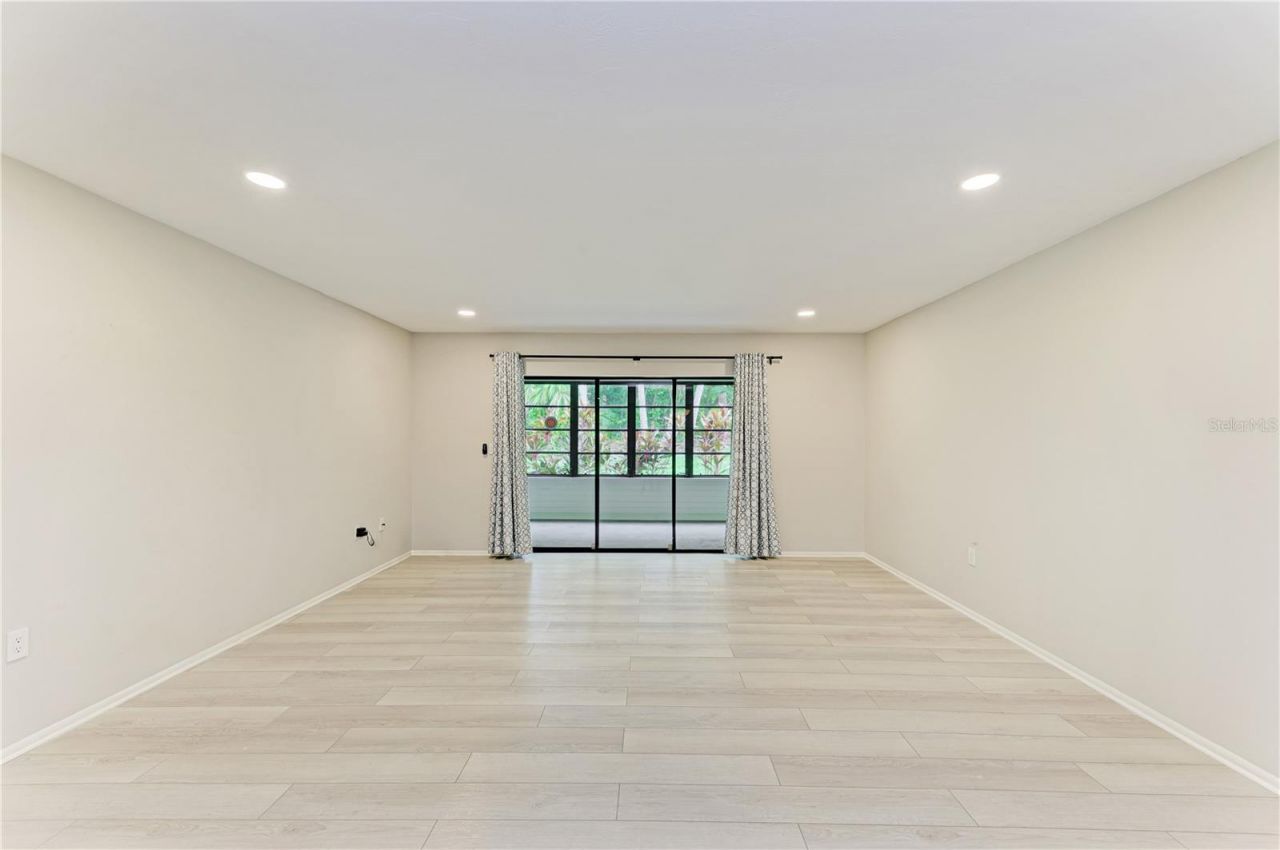 813 Spring Lakes Boulevard, Bradenton, FL 34210 Photo