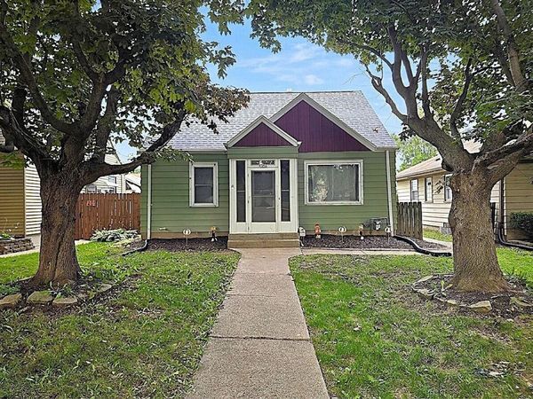 3136 N 77th STREET, Milwaukee, WI 53222
