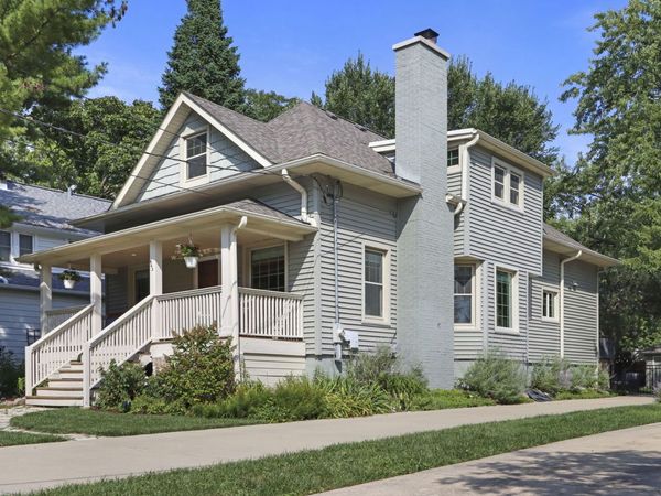 943 Forest Avenue , Deerfield, IL 60015