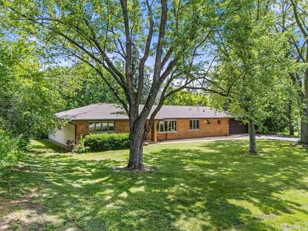 36W186 River Grange Road , St. Charles, IL 60175