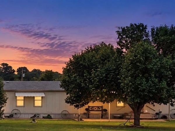 512 N Rockwell Avenue, Newcastle, OK 73065