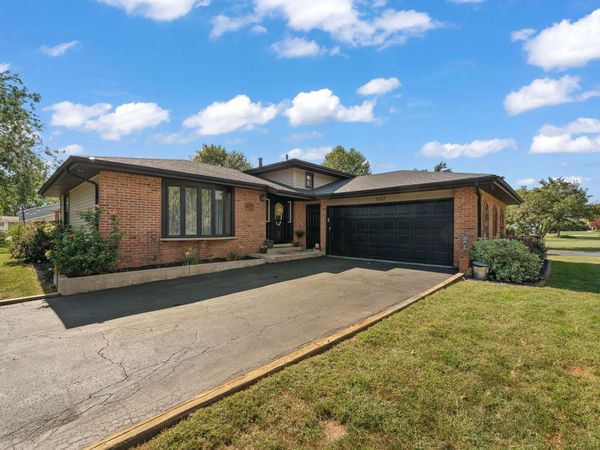 3167 Westwind Court , Crown Point, IN 46307