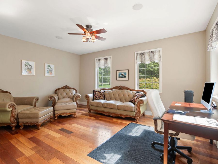 Property Image 25