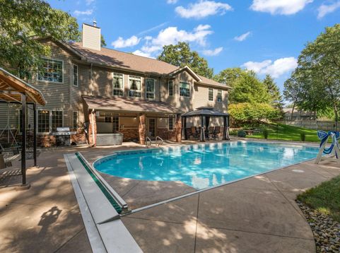 Main Photo