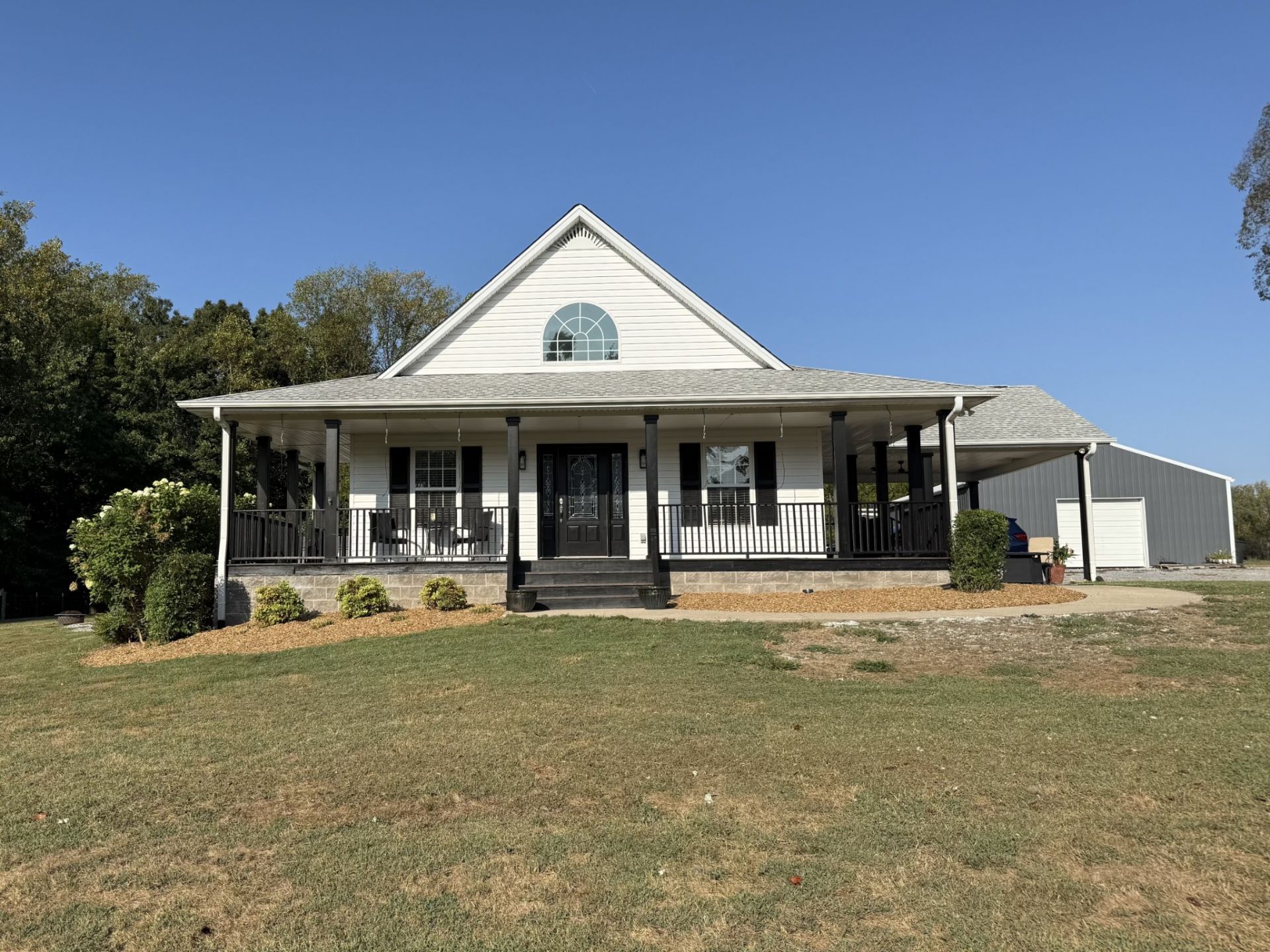 305 Maxwell Branch Rd, Cottontown, TN 37048 Main Photo