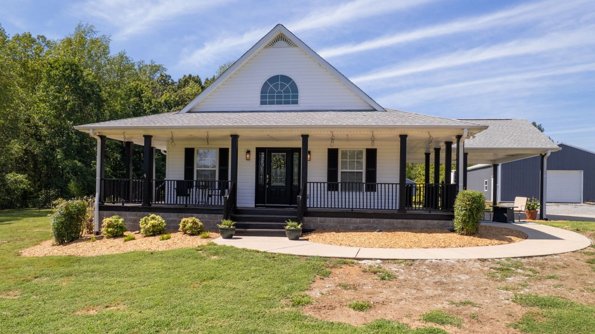 305 Maxwell Branch Rd, Cottontown, TN 37048 Main Photo