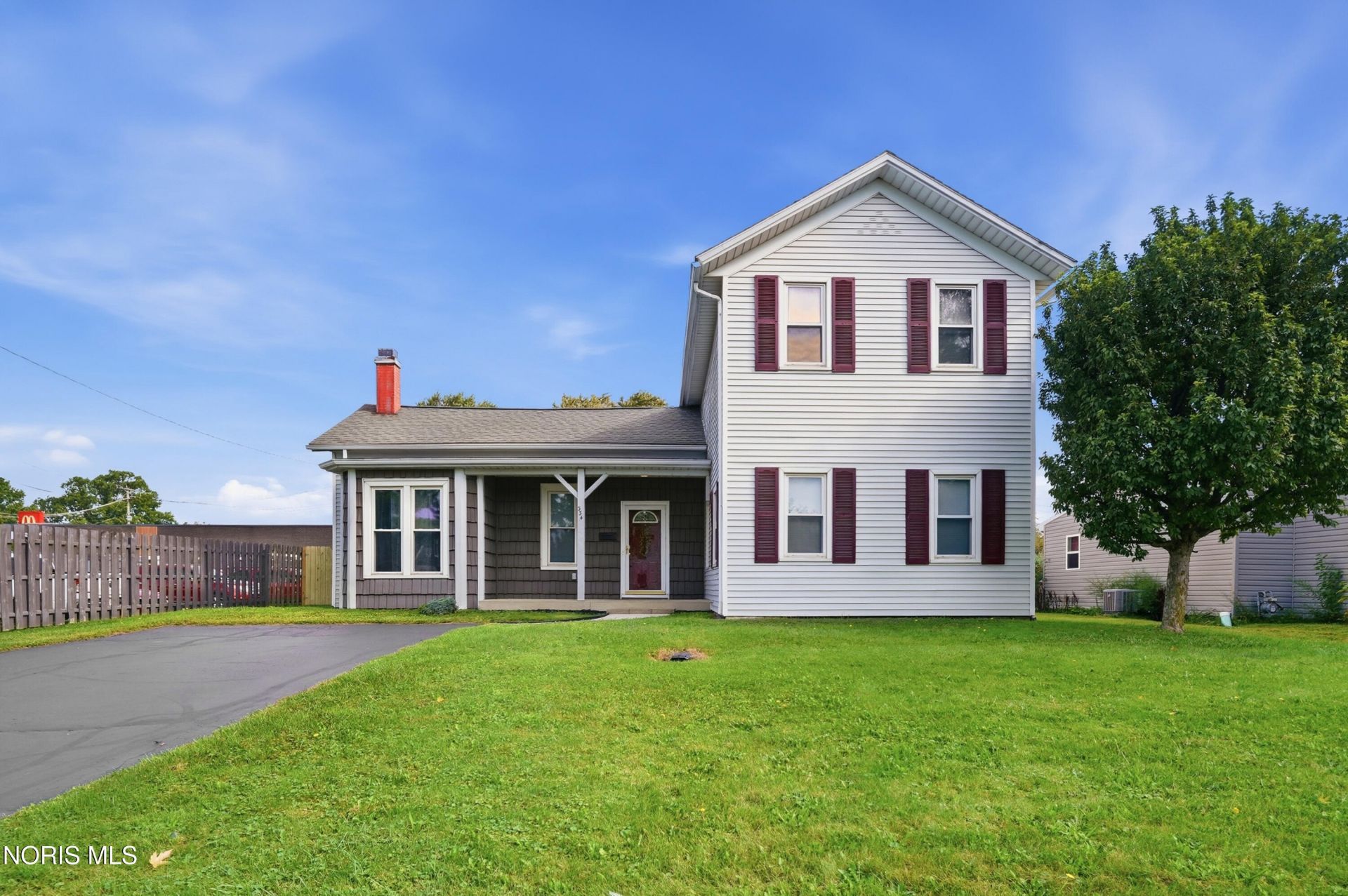 334 Elm Street, Fostoria, OH 44830 Main Photo