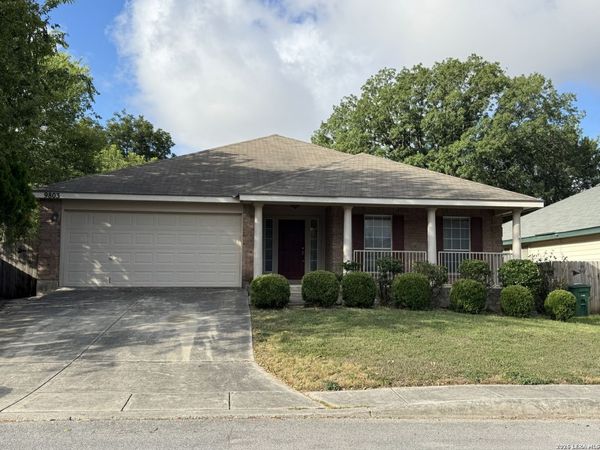 9803 SANDIE, Helotes, TX 78023